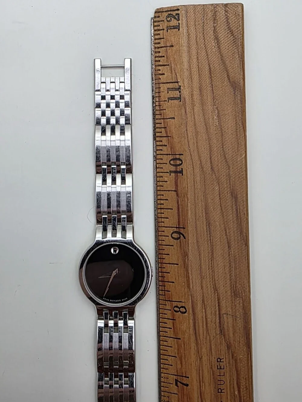 Movado Esperanza Silver-Men's/Ladies 28mm Stainless Steel Watch with Black Dial